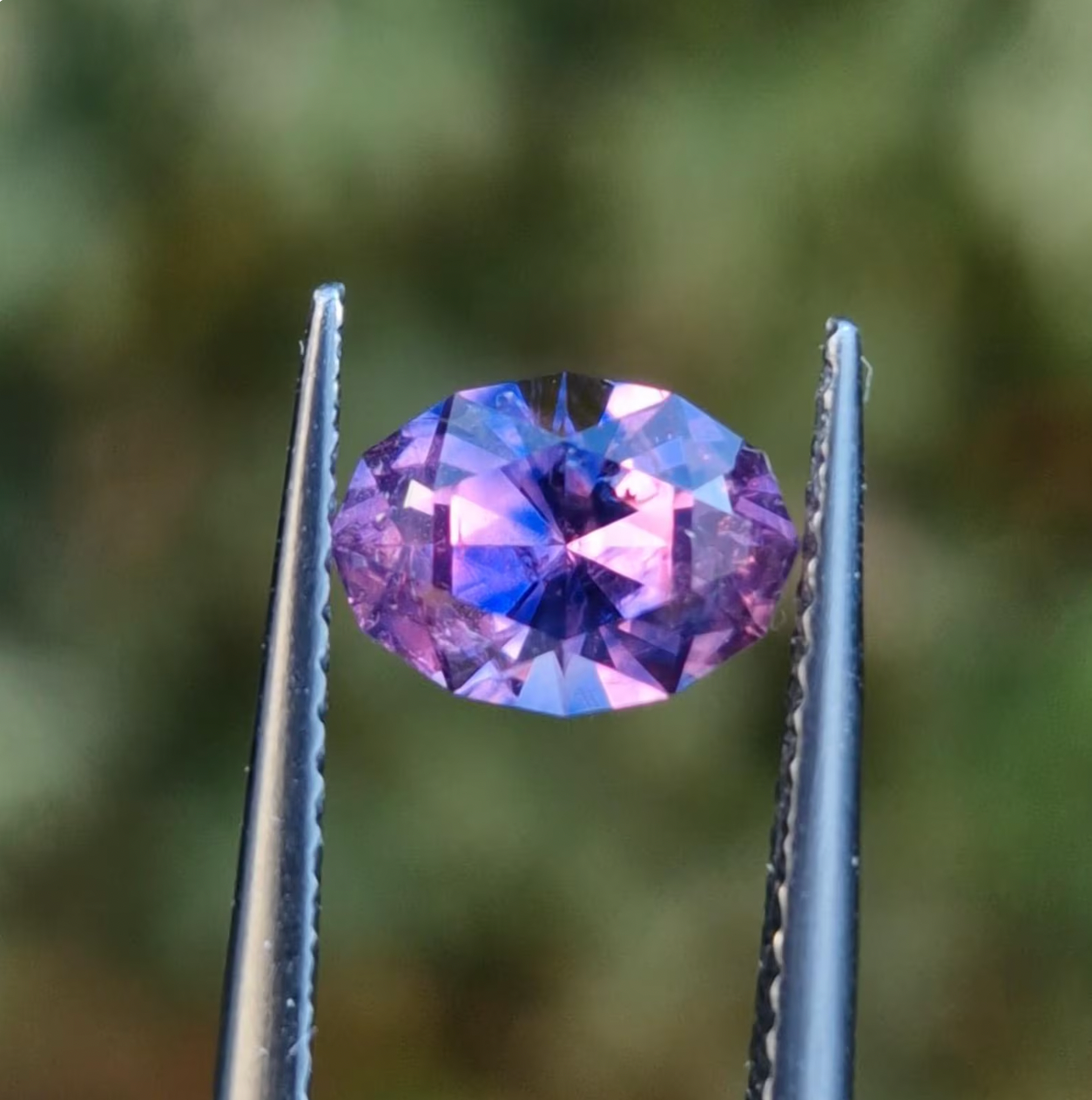 1.6 ct Winza Sapphire