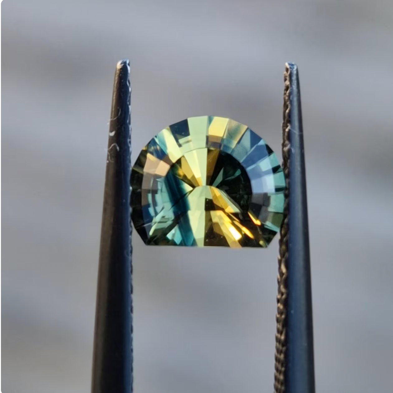 1,25 ct Australian Sapphire